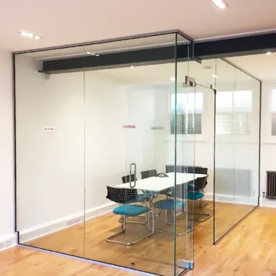 Clear office glass partition in Dubai
